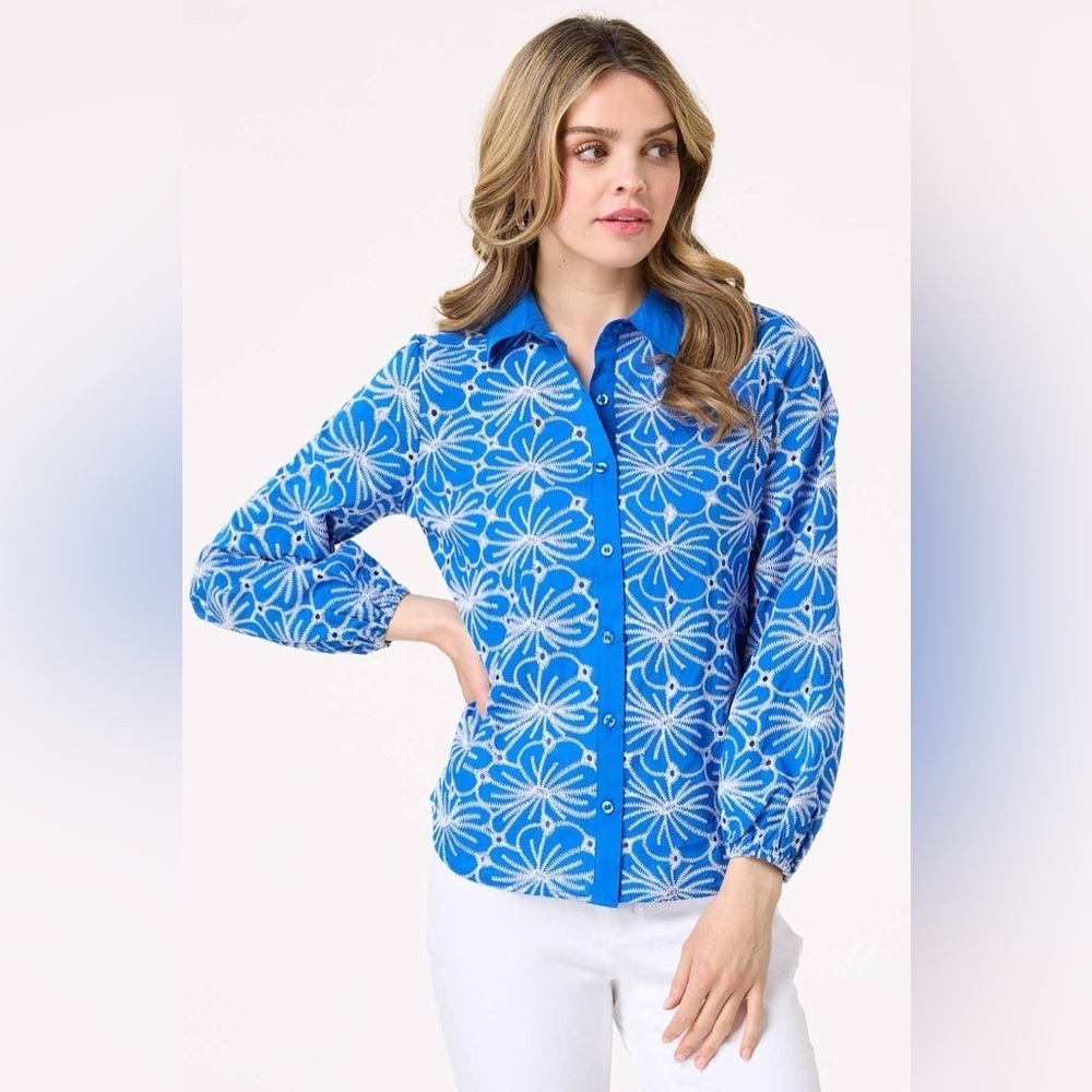 ❄️ Cato | FLORAL EMBROIDERED BUTTON DOWN TOP BLUE SIZE XL